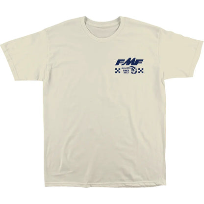 Playera de tienda de automóviles