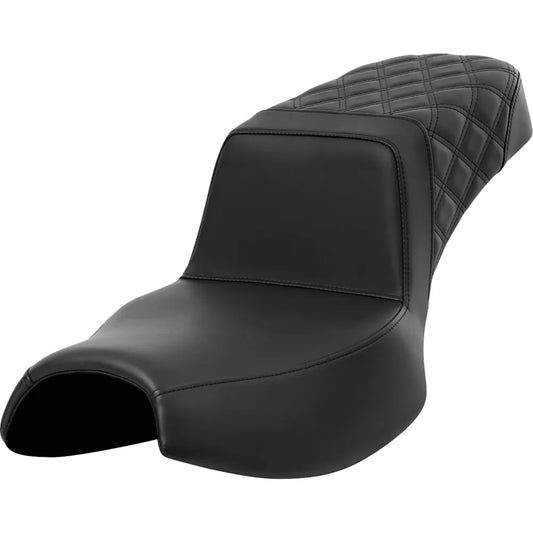 Asiento elevado - Costura de celosía trasera - Asiento elevado - Costura de celosía trasera - Alcance extendido - Challenger '20-'24