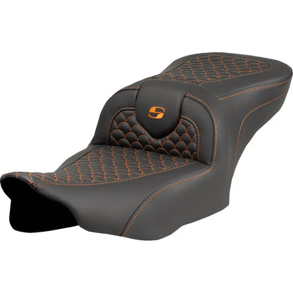 Asiento Dragon Scale Stitch RoadSofa™ - Asiento Roadsofa™ - Dragon Scale Stitch - Punto naranja - sin respaldo - FLTR/FLHX '23-'24