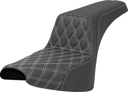 Asiento elevado con costura de celosía - Asiento elevado - Costura de celosía delantera - Costura blanca - FXST/FXBB '18-'25