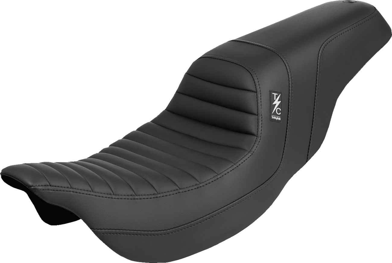 Asiento Thrashin' Pro Series - Asiento Thrashin' Pro Series - Tuck-n-Roll - FLH/FLT '08-'25