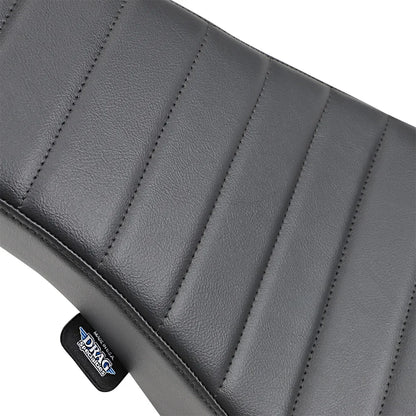 Asiento clásico estilo cuchara con puntadas