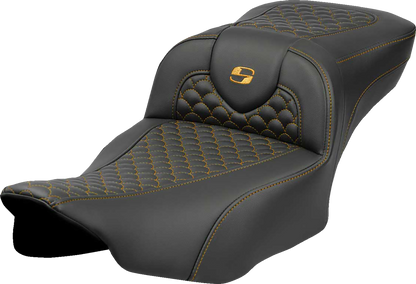 Asiento Dragon Scale Stitch RoadSofa™ - Asiento de alcance extendido Roadsofa™ - Dragon Scale Stitch - Punto dorado - sin respaldo - FLTR/FLHX '23-'24