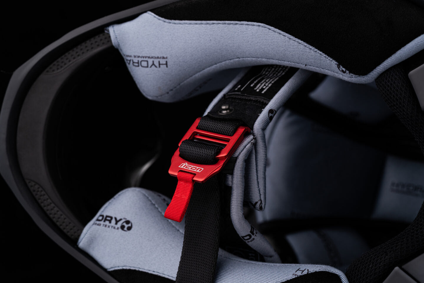Casco Icon Airframe Pro Reentry - Plata