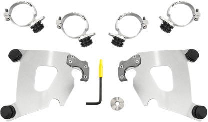 Kit de herrajes Cafe Fairing Trigger-Lock - Kit de montaje Cafe - Pulido - FXDL