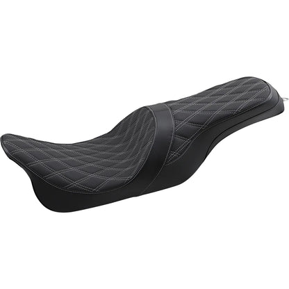 Asiento predator posicionado hacia adelante