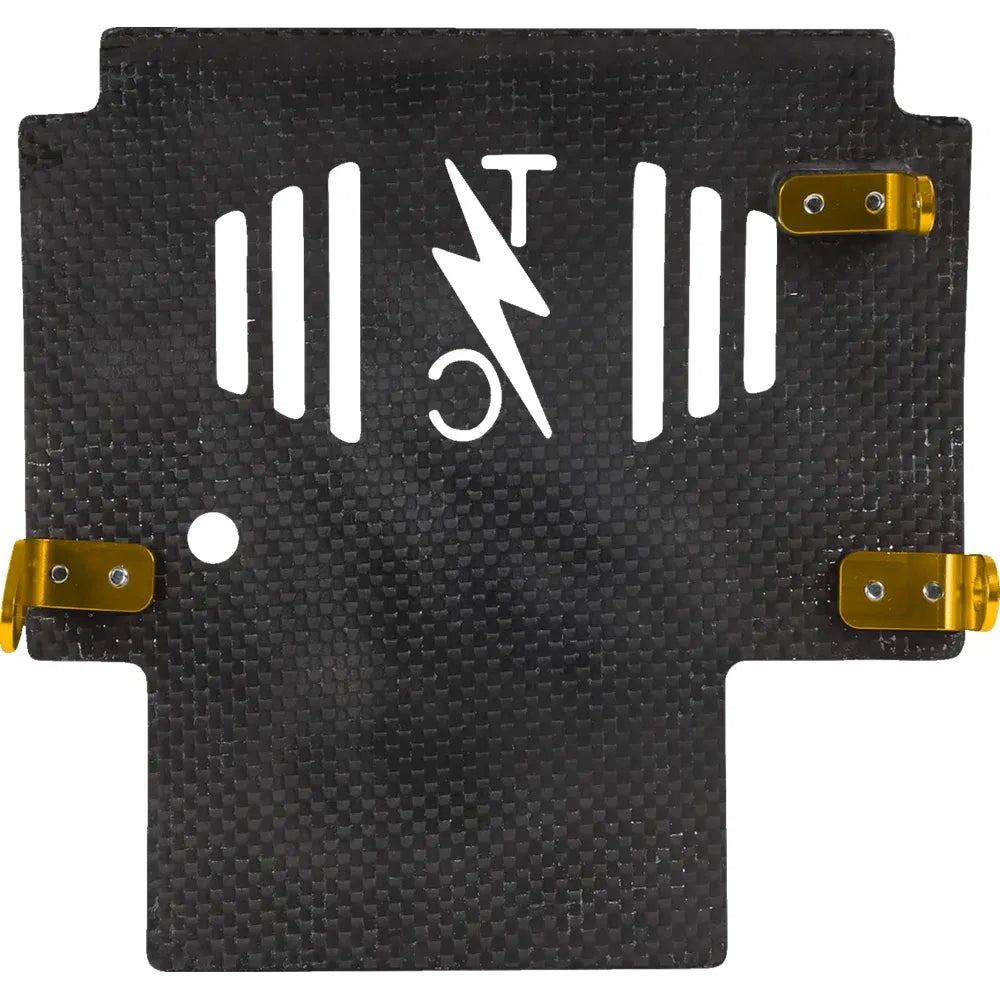Placa protectora de fibra de carbono forjada