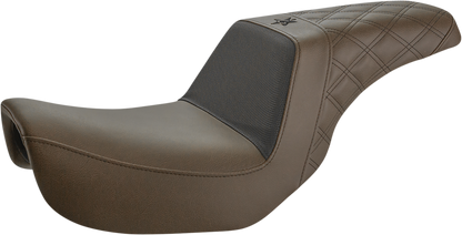 Asiento con pinza de rendimiento de Unknown Industries