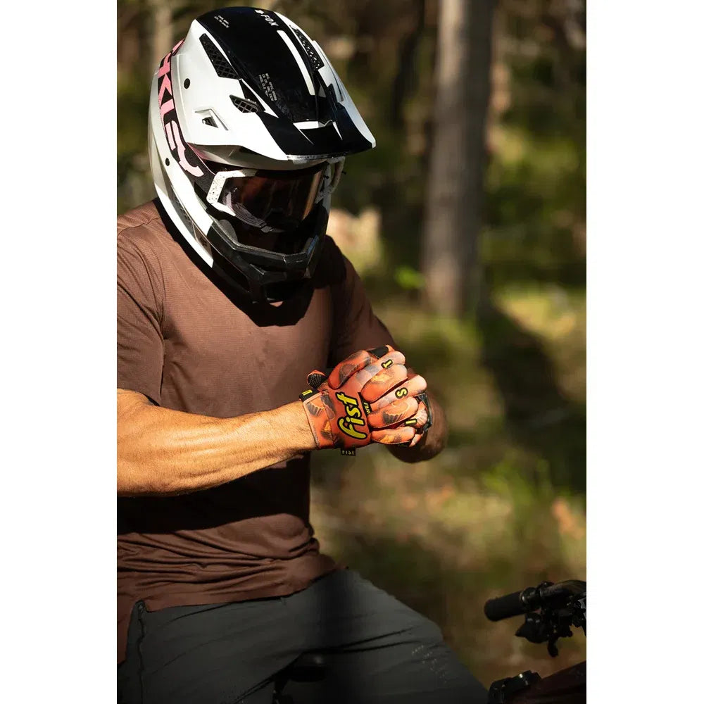 Guantes atados 100% nueces