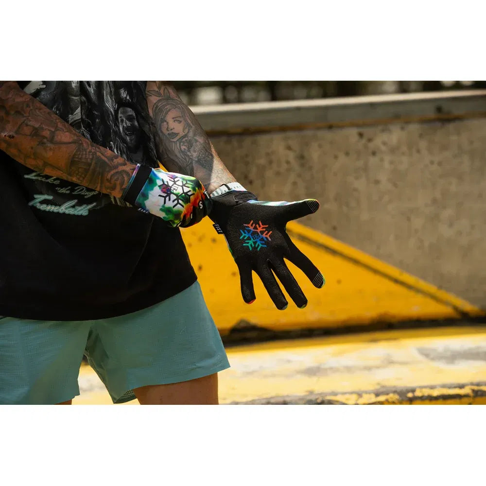 Guantes de distorsión helada