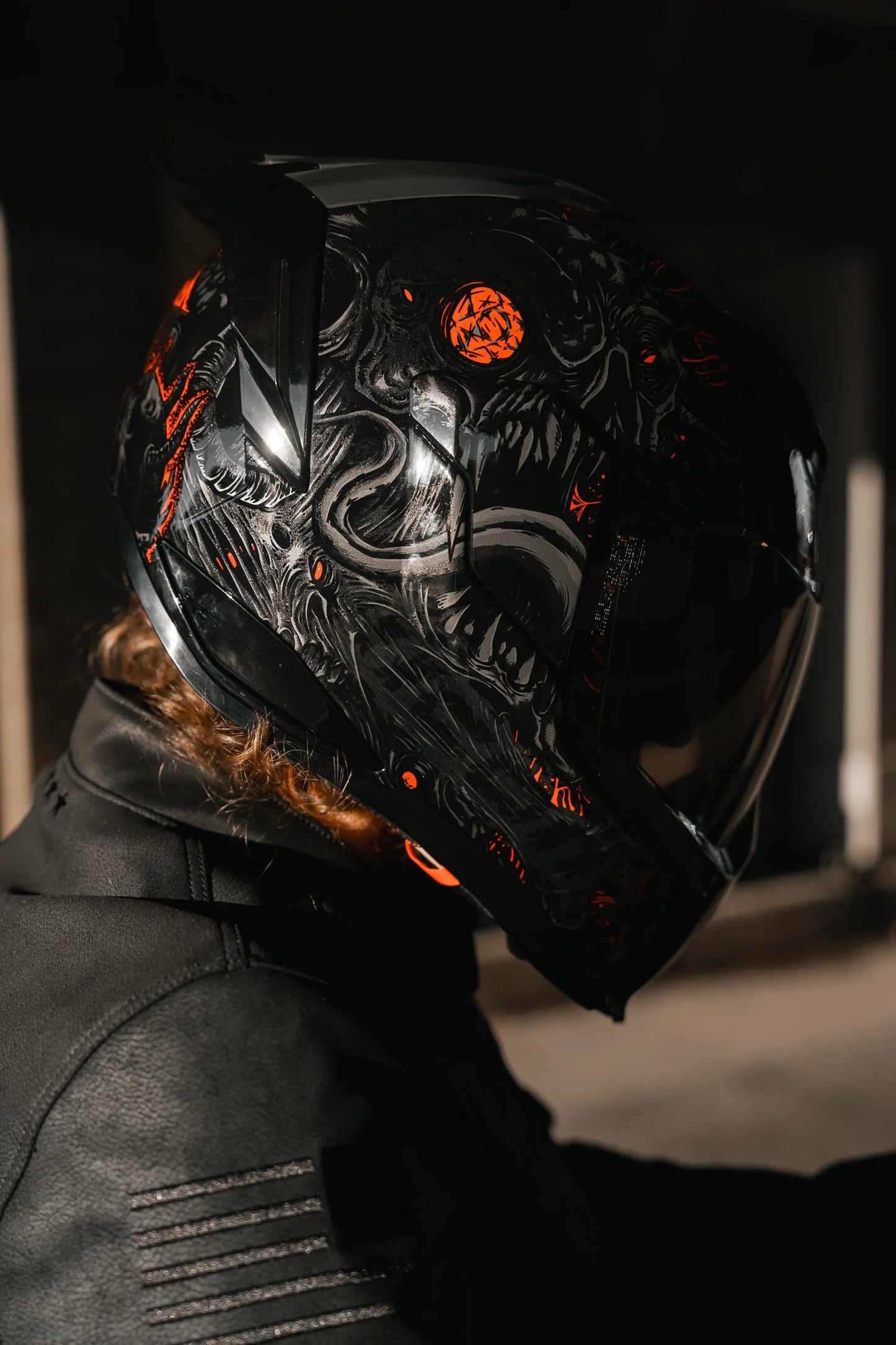 Casco Icon Ultraflite Misanthrope MIPS - negro