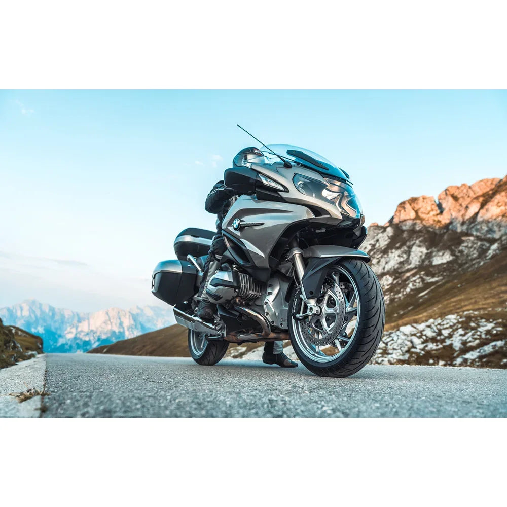 Llanta touring force