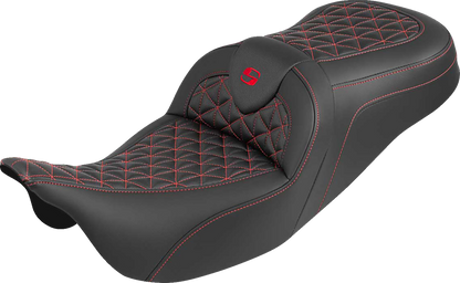 Asiento RoadSofa™ Tri Gripper - Asiento RoadSofa™ Tri Gripper - Alcance estándar - Costura roja - sin respaldo - FLH/FLT '08-'25