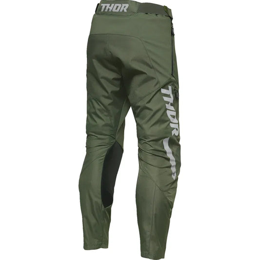 Pantalones terrain en las botas