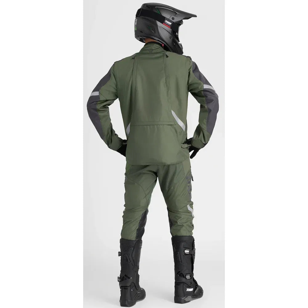 Pantalones terrain en las botas