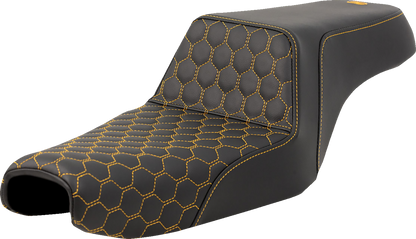 Asiento elevado tipo panal - Asiento elevado - Panal - Costuras doradas - Tanque de 3,3 galones - Sportster '04-'22