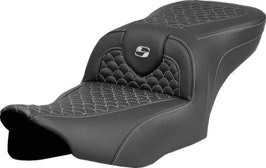 Asiento Dragon Scale Stitch RoadSofa™ - Asiento Roadsofa™ - Dragon Scale Stitch - Puntada plateada - sin respaldo - FLTR/FLHX '23-'24
