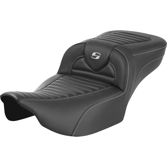 Asiento de alcance extendido Roadsofa™ - Asiento de alcance extendido Roadsofa™ - sin respaldo - Tuck-n-Roll - Fibra de carbono - FLTR/FLHX '23-'24