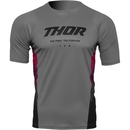 Camiseta Assist React de manga corta