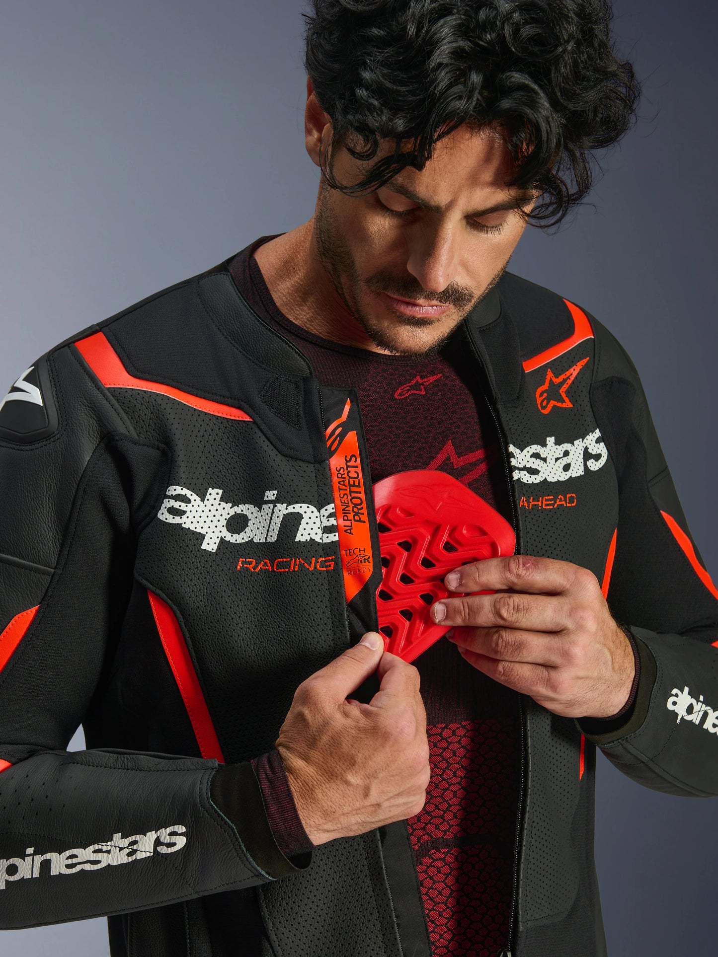 Chamarra de Piel Alpinestars GP Force v2 Airflow - Negro/Rojo