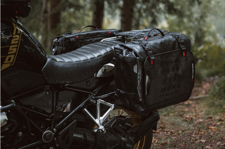 Alfojras laterales con soportes SW-Mototech