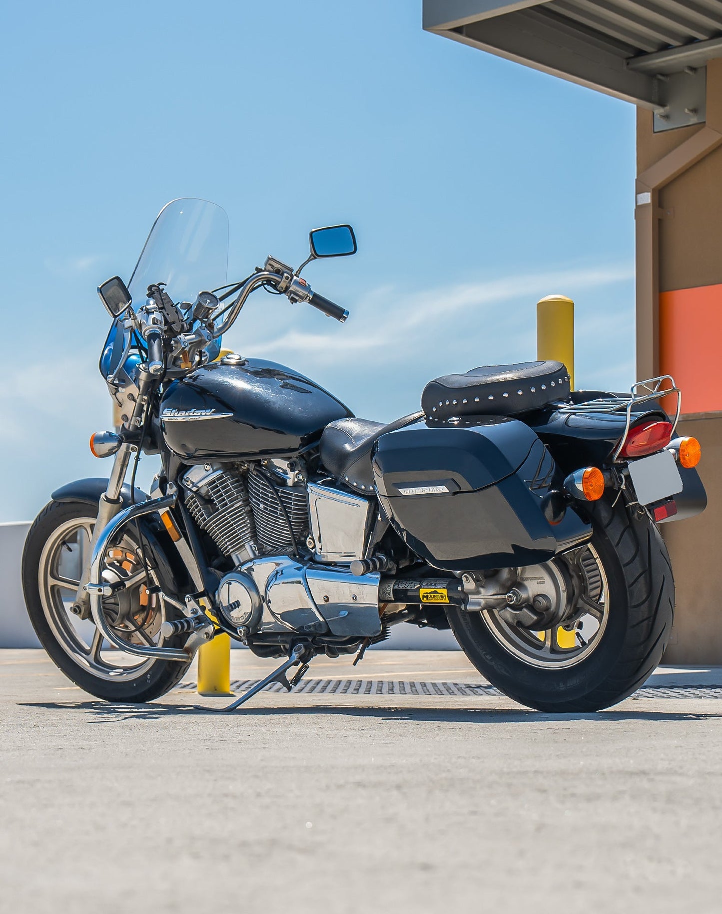 36L - Lamellar Raven Extra Large Honda Shadow 1100 Spirit Shock Cut-out Painted Motocicleta Hard Alforjas