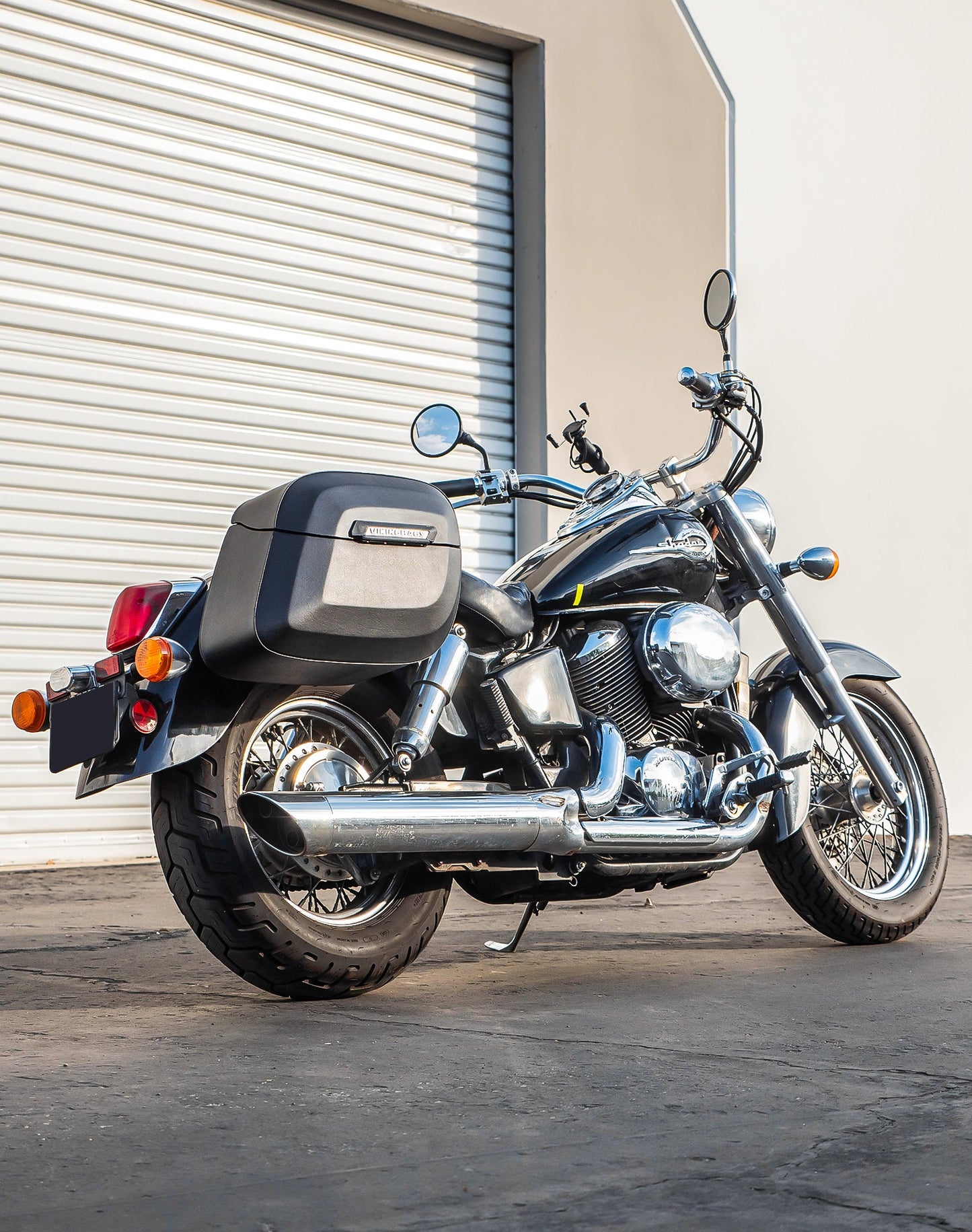 36L - Lamellar Raven Extra Large Honda Shadow 750 ACE Shock Cut-out Leather Covered Motocicleta Hard Alforjas
