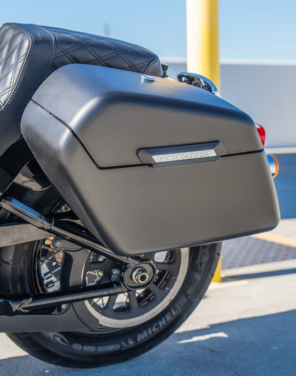 42L - Baldur Extra Large Matte Motocicleta Hard Alforjas para Harley Softail Heritage FLHC/S