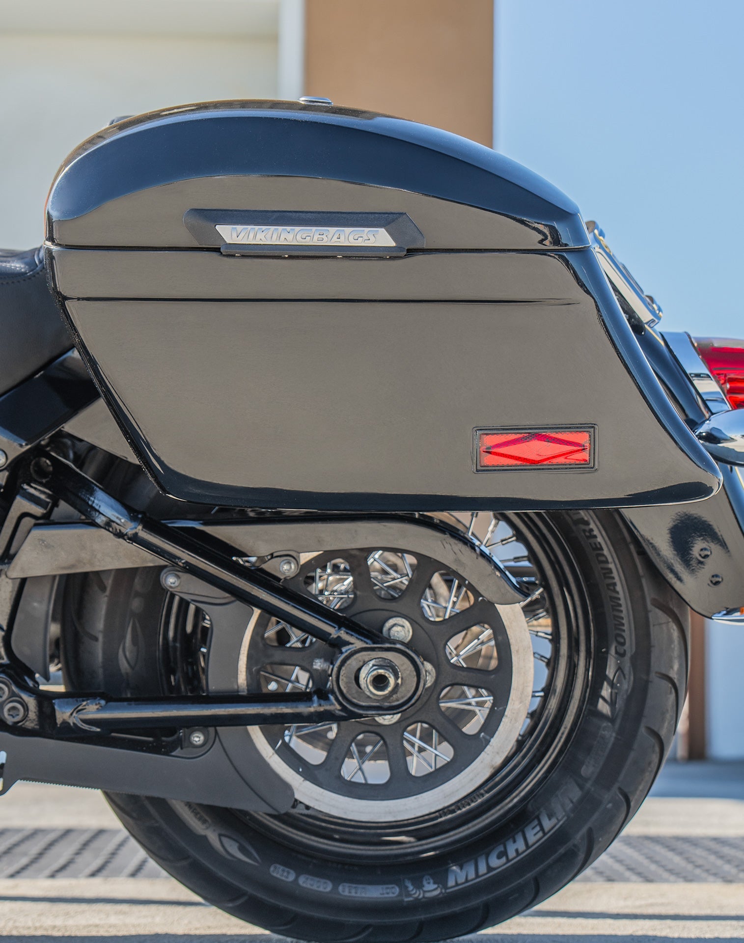 44L - Lamellar Stallion Extra Large Painted Motocicleta Hard Alforjas para Harley Softail Heritage FLHC/S