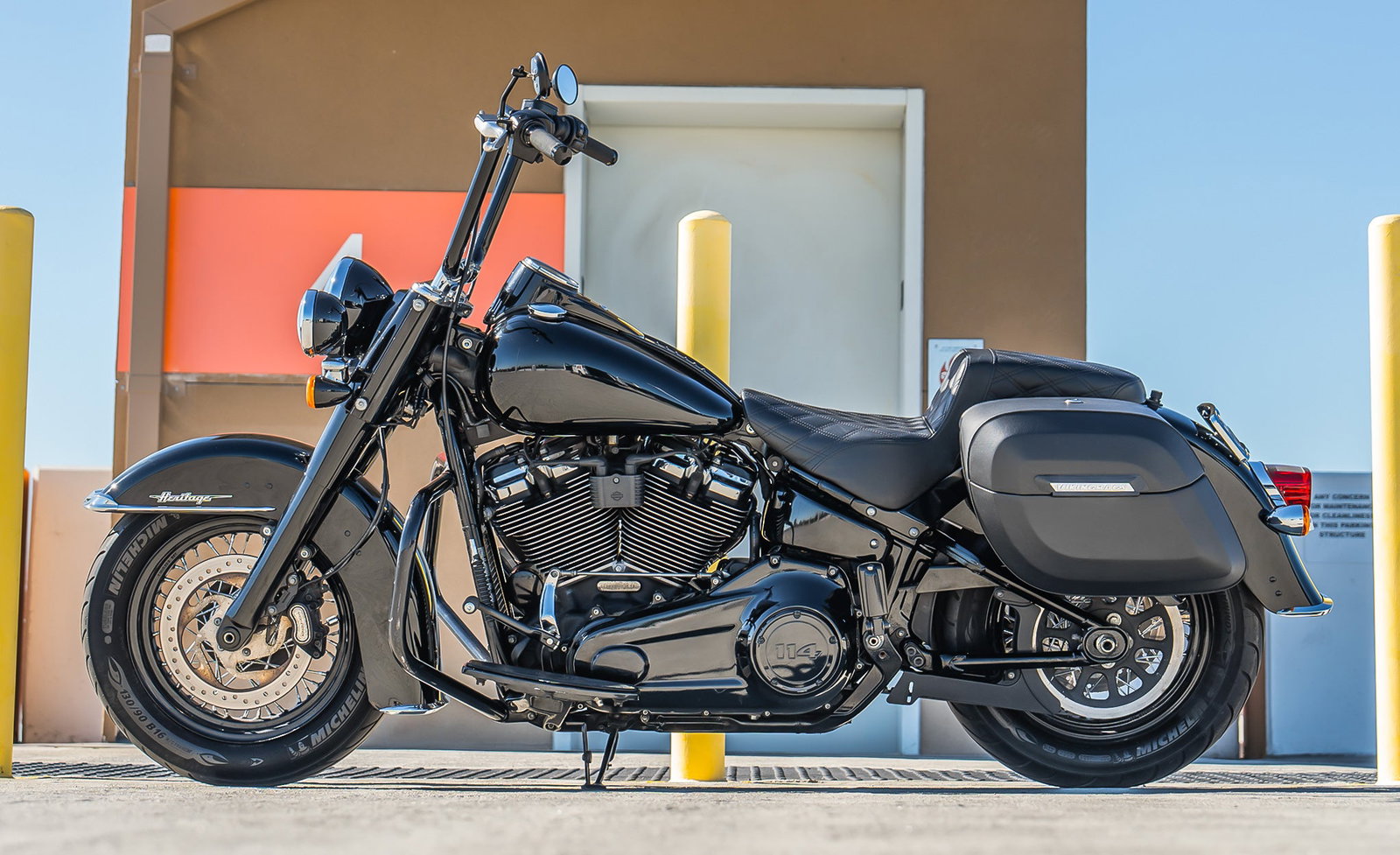 40L - Lamellar Raven Extra Large Leather Covered Motocicleta Hard Alforjas para Harley Softail Heritage FLHC/S