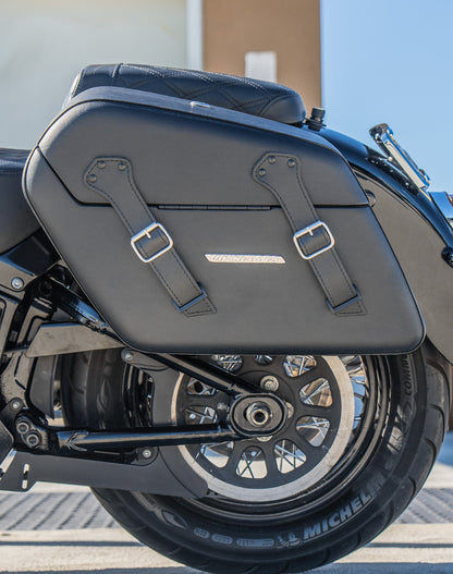 42L - Baldur Extra Large Leather Wrapped Motocicleta Hard Alforjas para Harley Softail Heritage FLHC/S