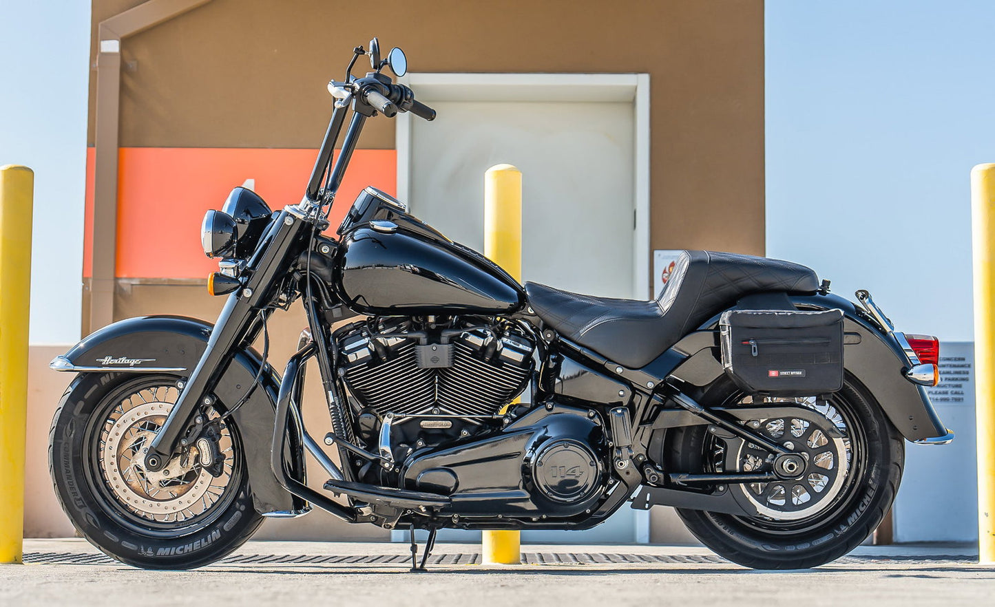 10L - Patriot Small Throw Over Alforjas para Harley Softail Heritage FLHC/S