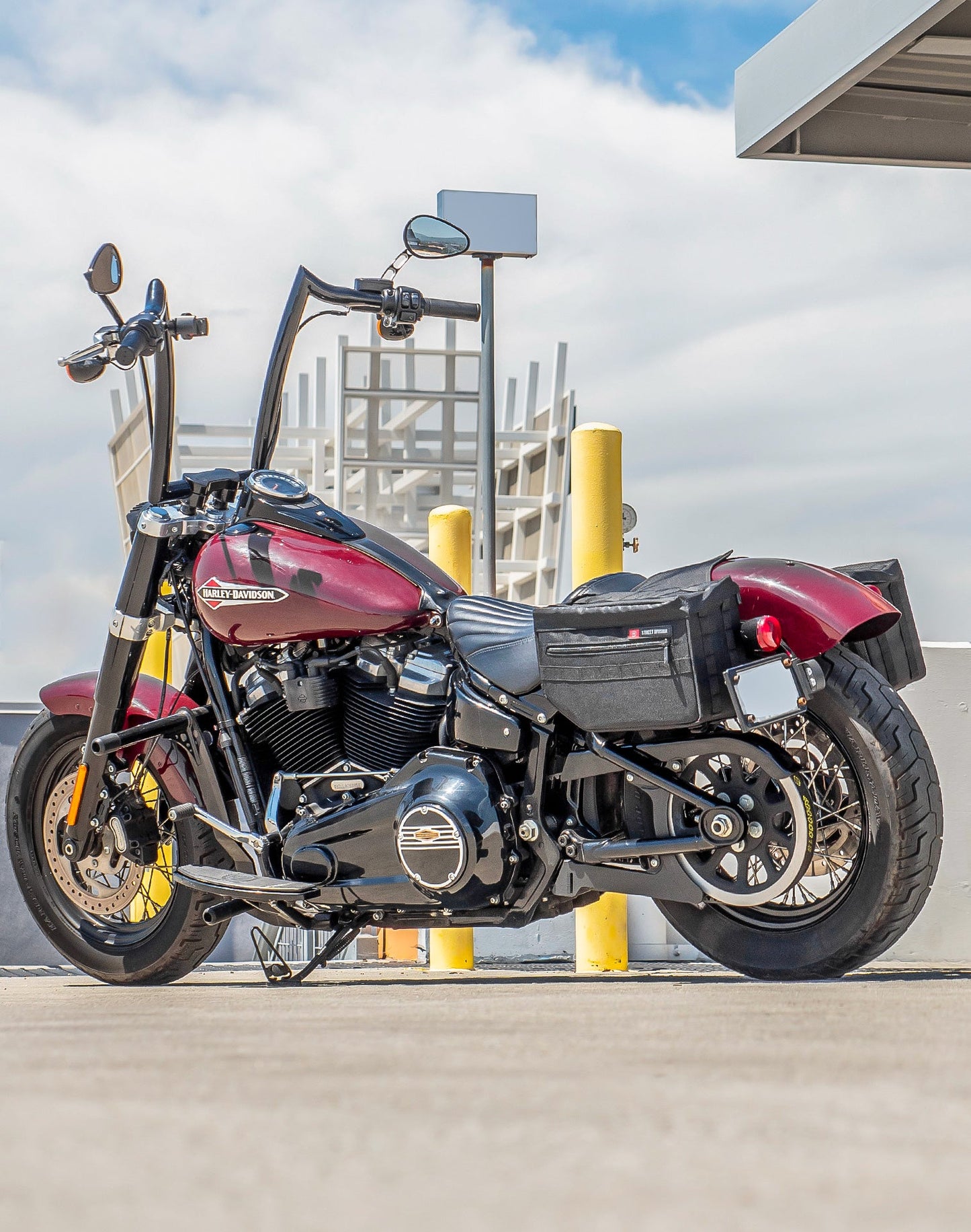 18L - Patriot Medium Throw Over Alforjas para Harley Softail Slim FLSL
