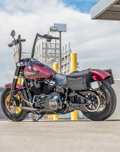 18L - Patriot Medium Throw Over Alforjas para Harley Softail Slim FLSL