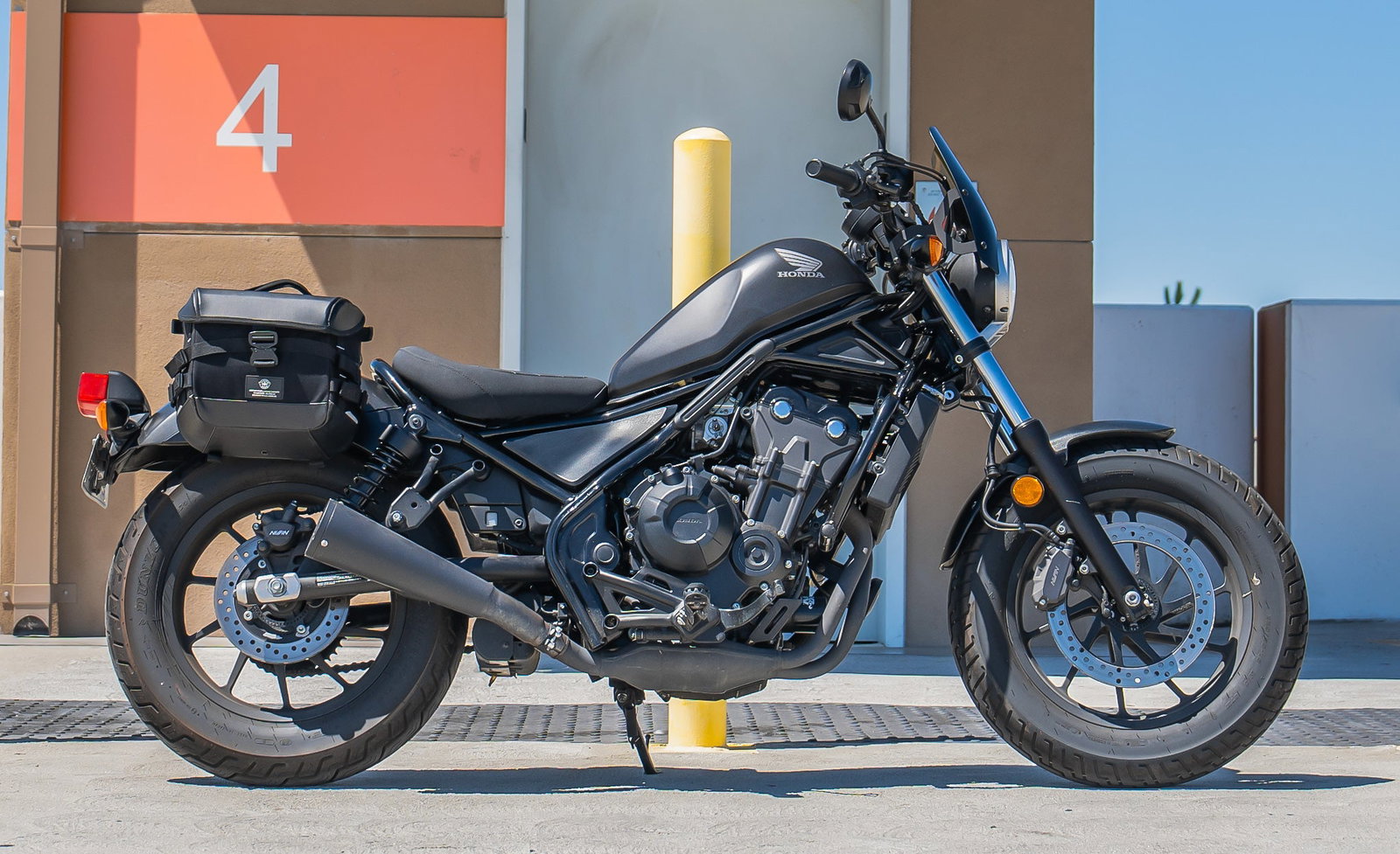 10L - Incognito Quick Mount Small Honda Rebel 500 Solo Alforja (Right Only)