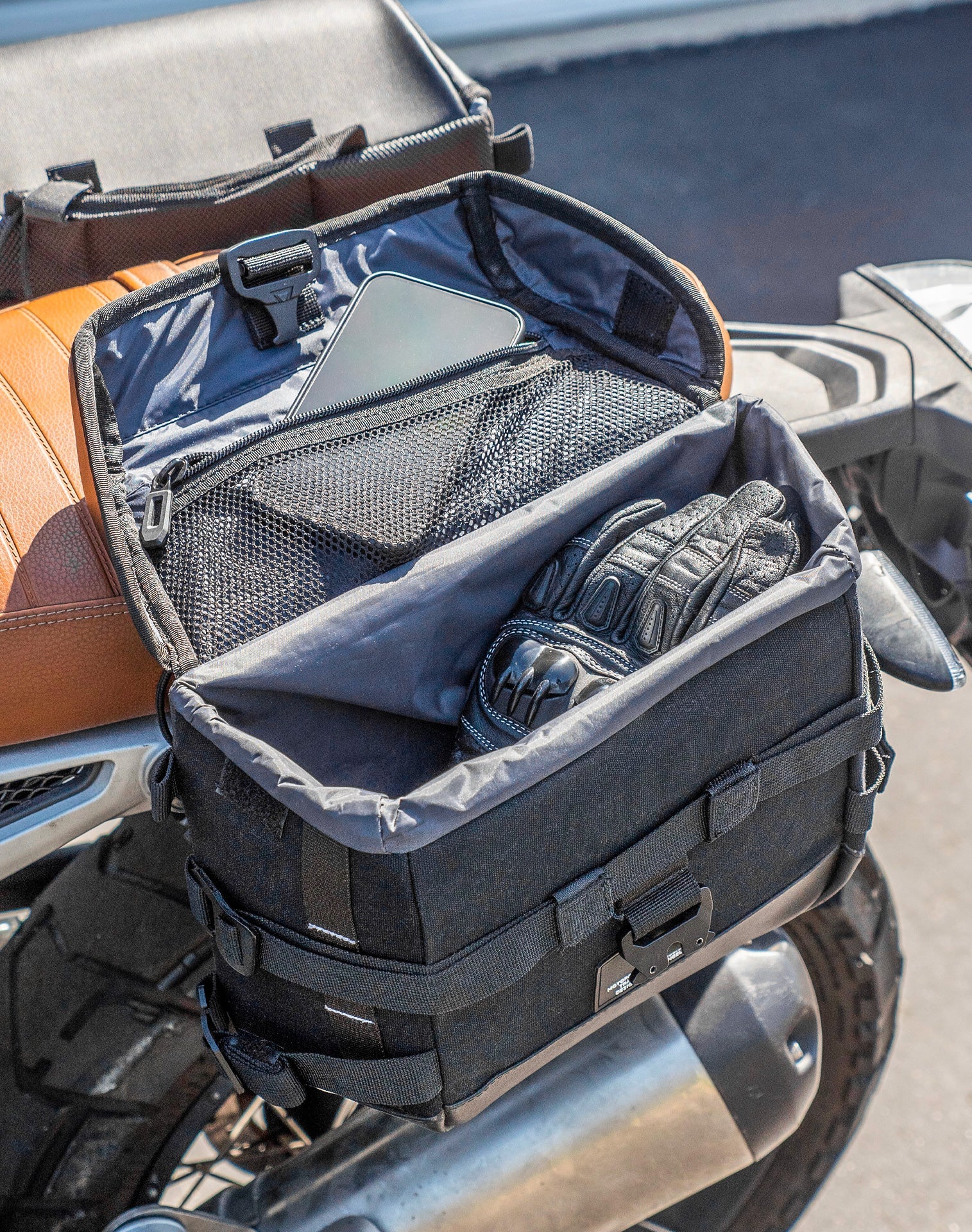 10L - Incognito Quick Mount Small BMW R nineT Pure/Racer/GS Solo Alforja (Left Only)