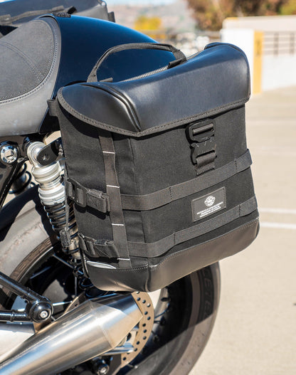 15L - Incognito Quick Mount Medium Triumph Thruxton RS Hard Solo Alforja (Left Only)