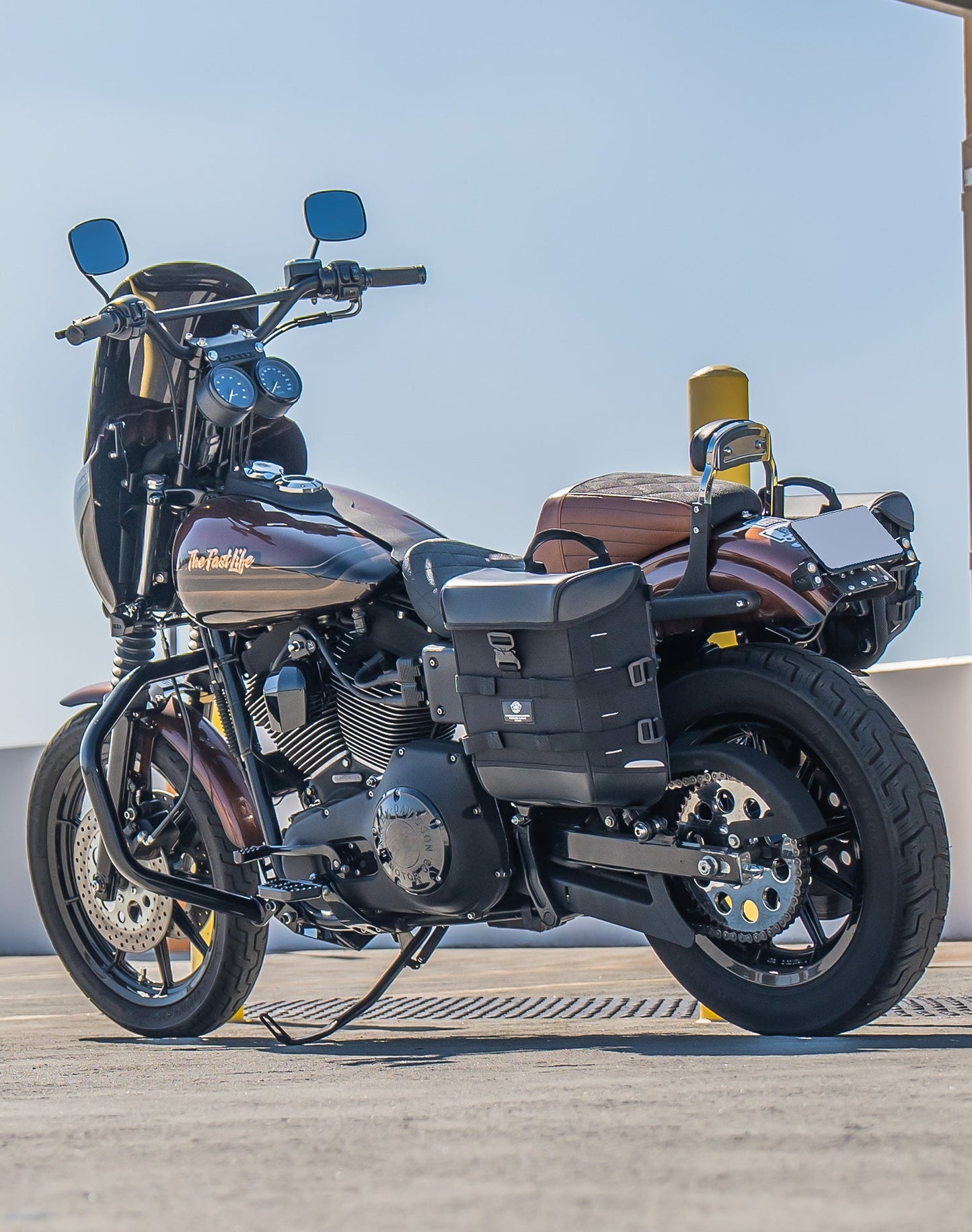 15L - Incognito Quick Mount Medium Solo Alforja (Left Only) para Harley Dyna Super Glide FXD/I