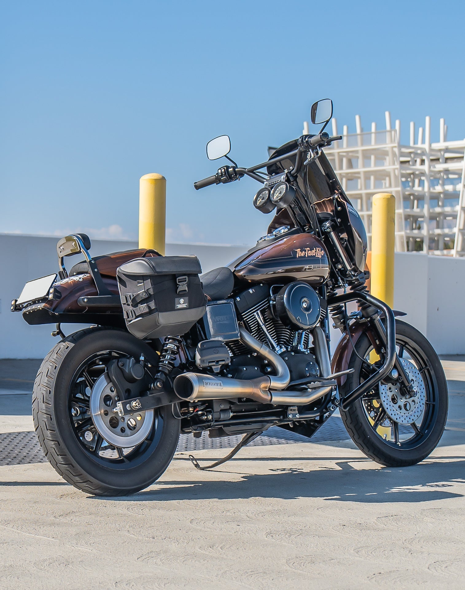 10L - Incognito Quick Mount Small Solo Alforja (Right Only) para Harley Dyna Super Glide FXD/I