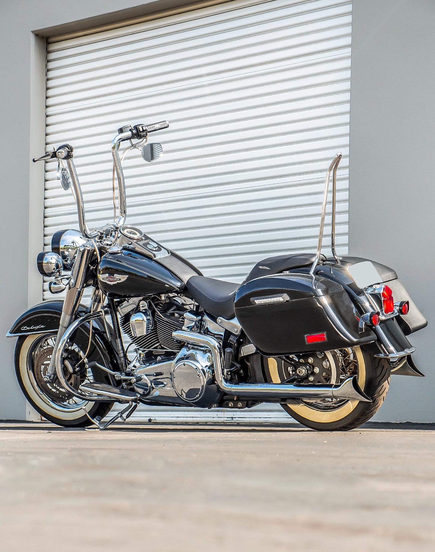 44L - Lamellar Stallion Extra Large Painted Motocicleta Hard Alforjas para Harley Softail Deluxe FLSTN/I