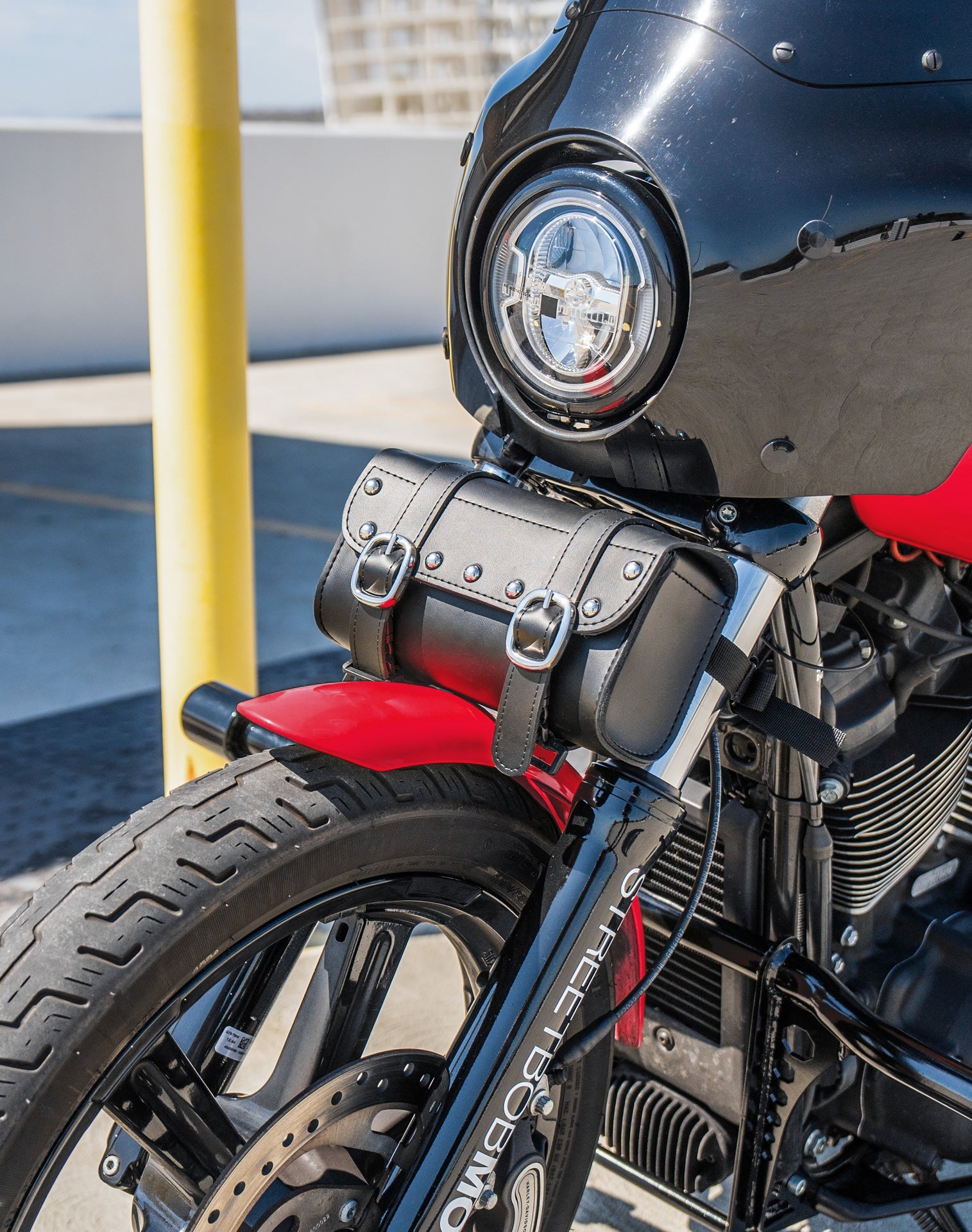 2L - Armor Studded Leather Motocicleta Bolsa para manubrio