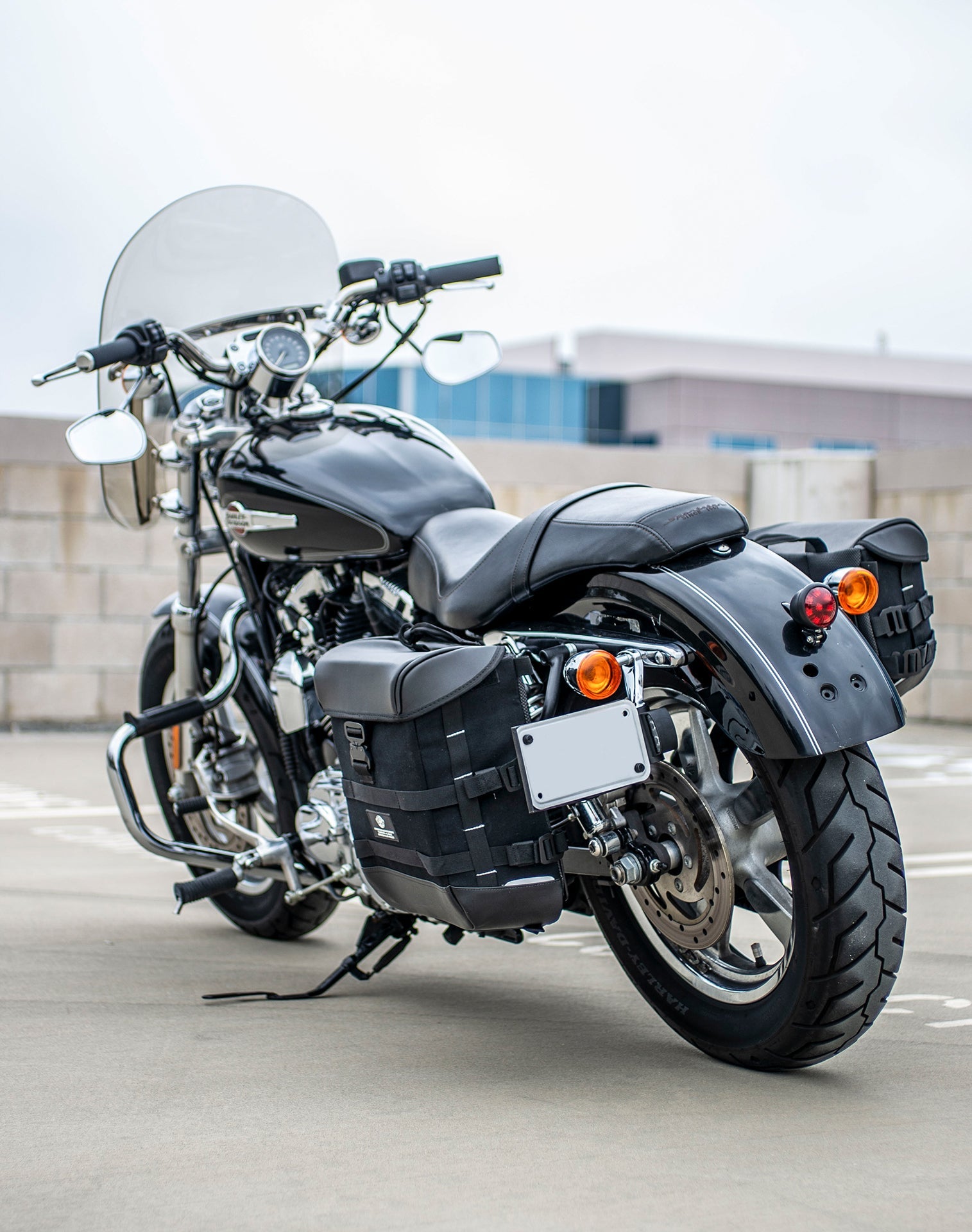 15L - Incognito Quick Mount Medium Solo Motocicleta Alforja (Left Only) para Harley Sportster 1200 Custom XL1200C/XLH1200C/XL50