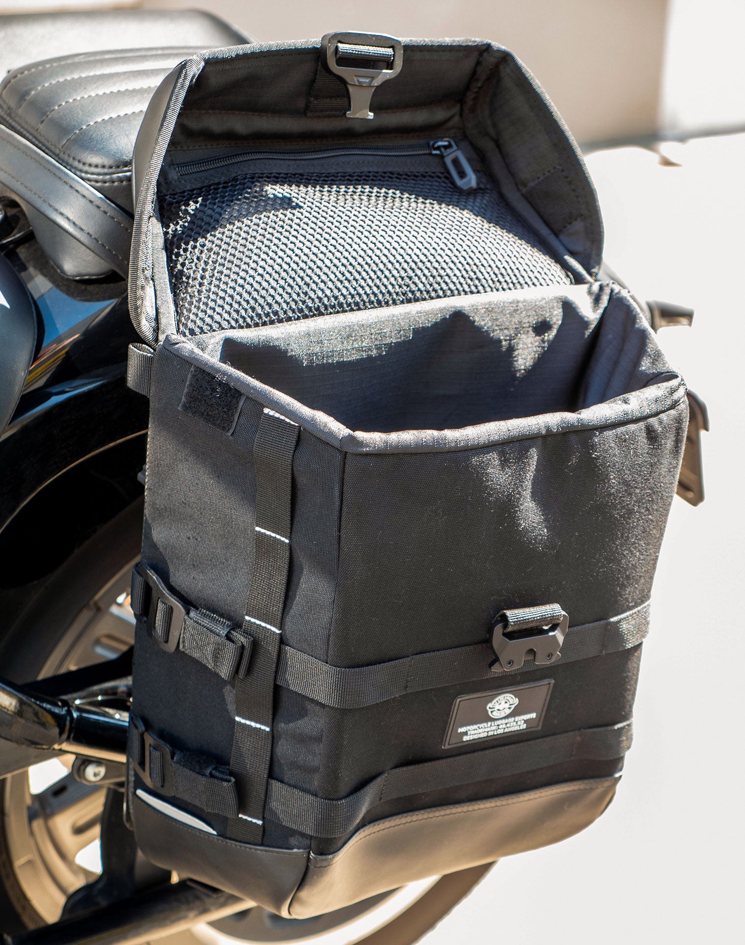 15L - Incognito Quick Mount Medium Solo Motocicleta Alforja (Left Only) para Harley Sportster 883 Iron XL883N