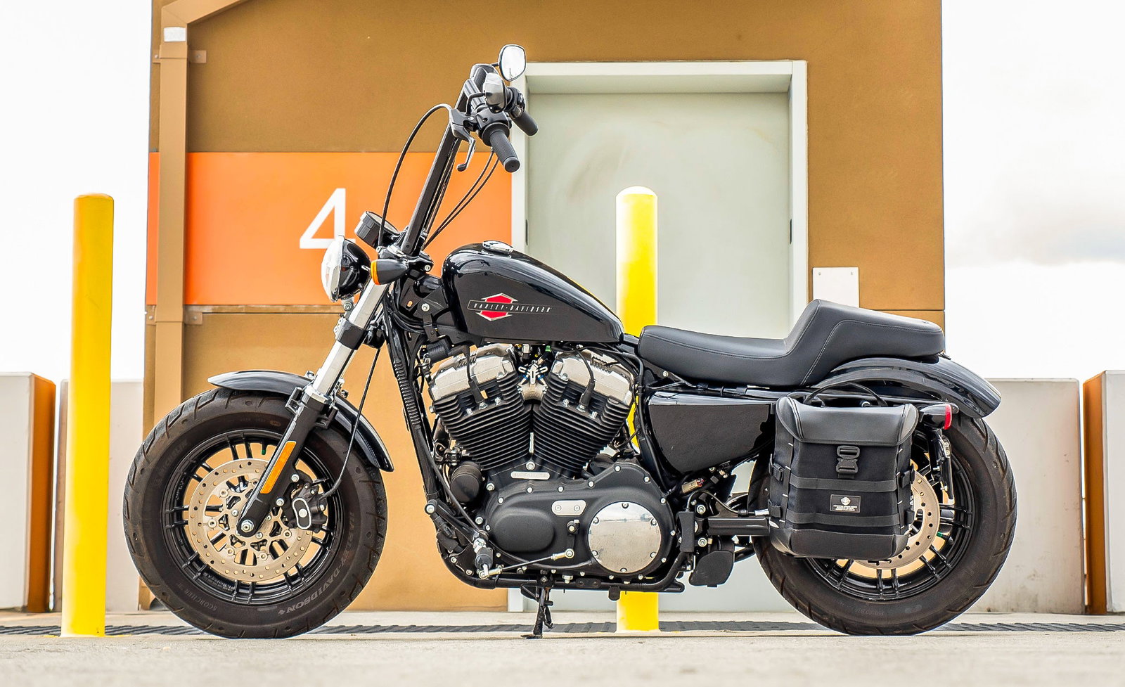 15L - Incognito Quick Mount Medium Solo Motocicleta Alforja (Left Only) para Harley Sportster Forty Eight XL1200X/XL1200XS