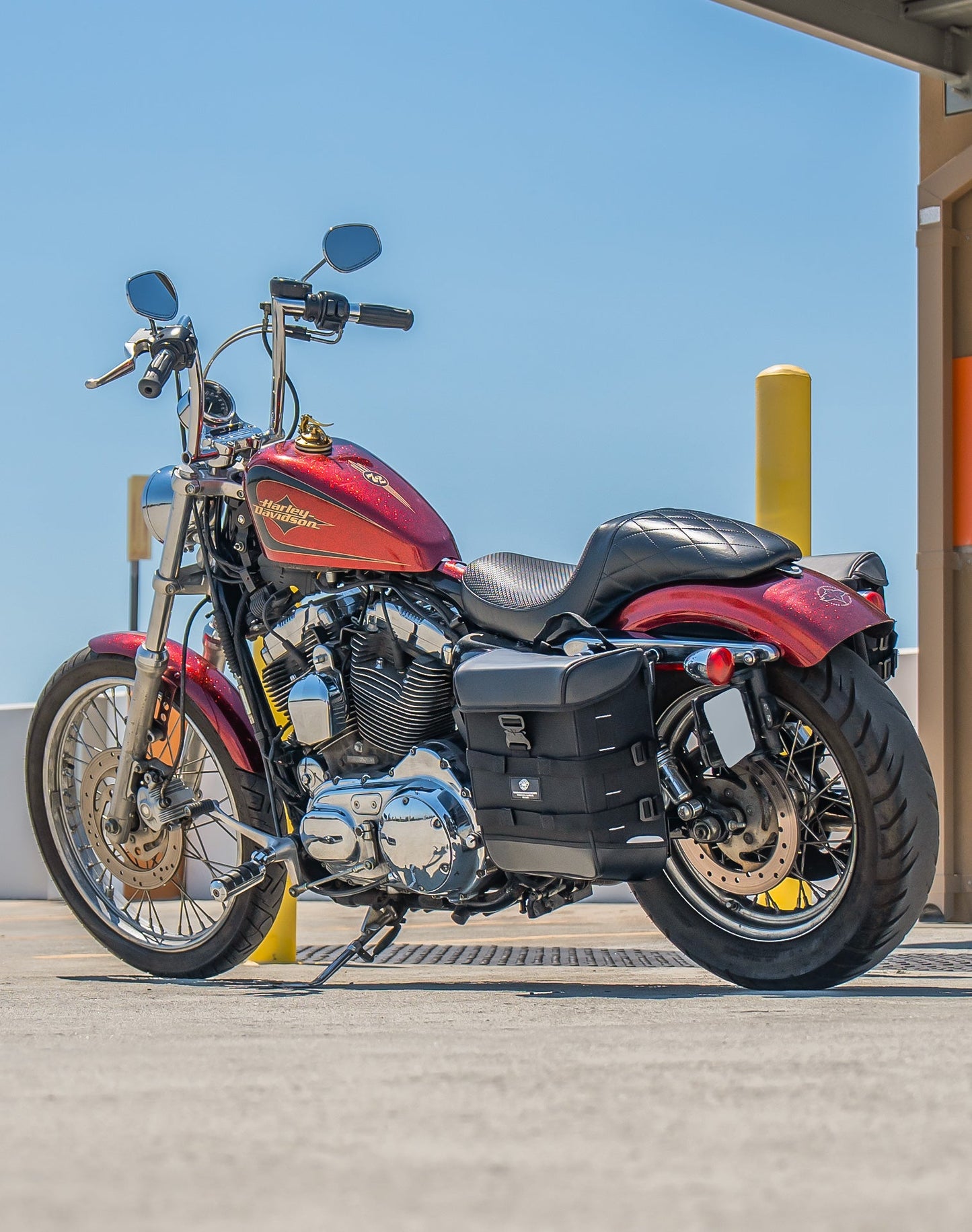 15L - Incognito Quick Mount Medium Solo Motocicleta Alforja (Left Only) para Harley Sportster Seventy Two XL1200V