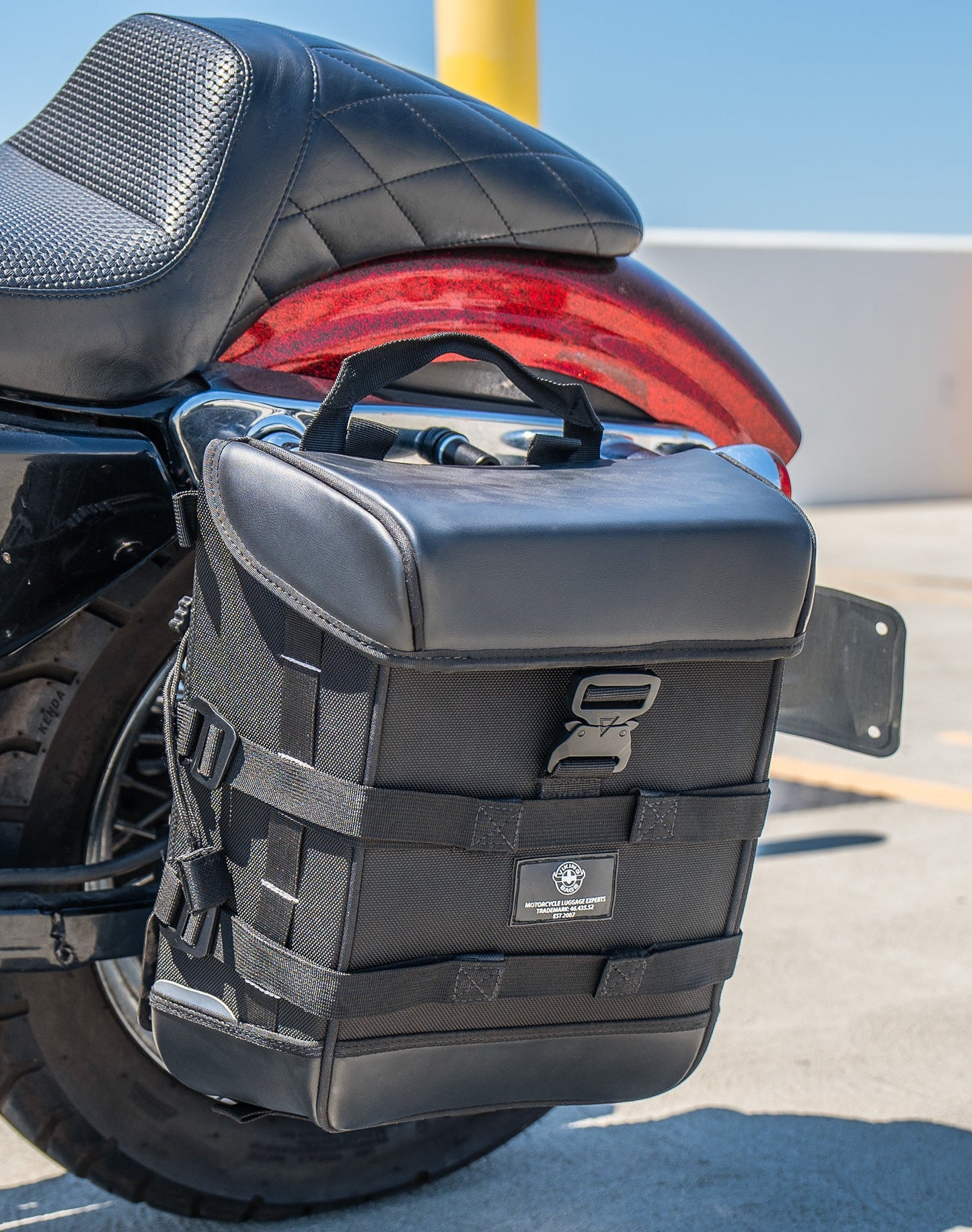 15L - Incognito Quick Mount Medium Solo Motocicleta Alforja (Left Only) para Harley Sportster Seventy Two XL1200V