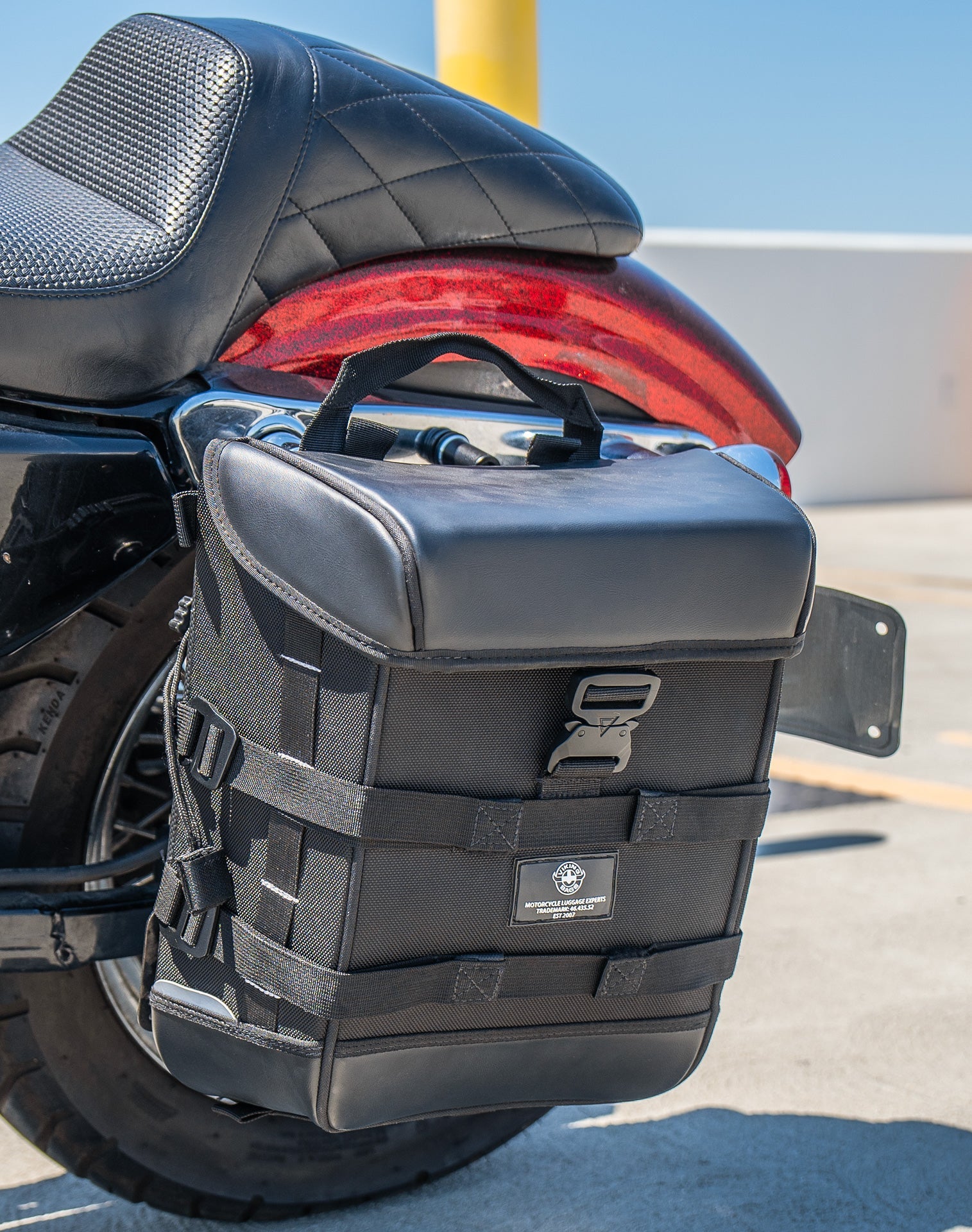 15L - Incognito Quick Mount Medium Solo Motocicleta Alforja (Left Only) para Harley Sportster Seventy Two XL1200V