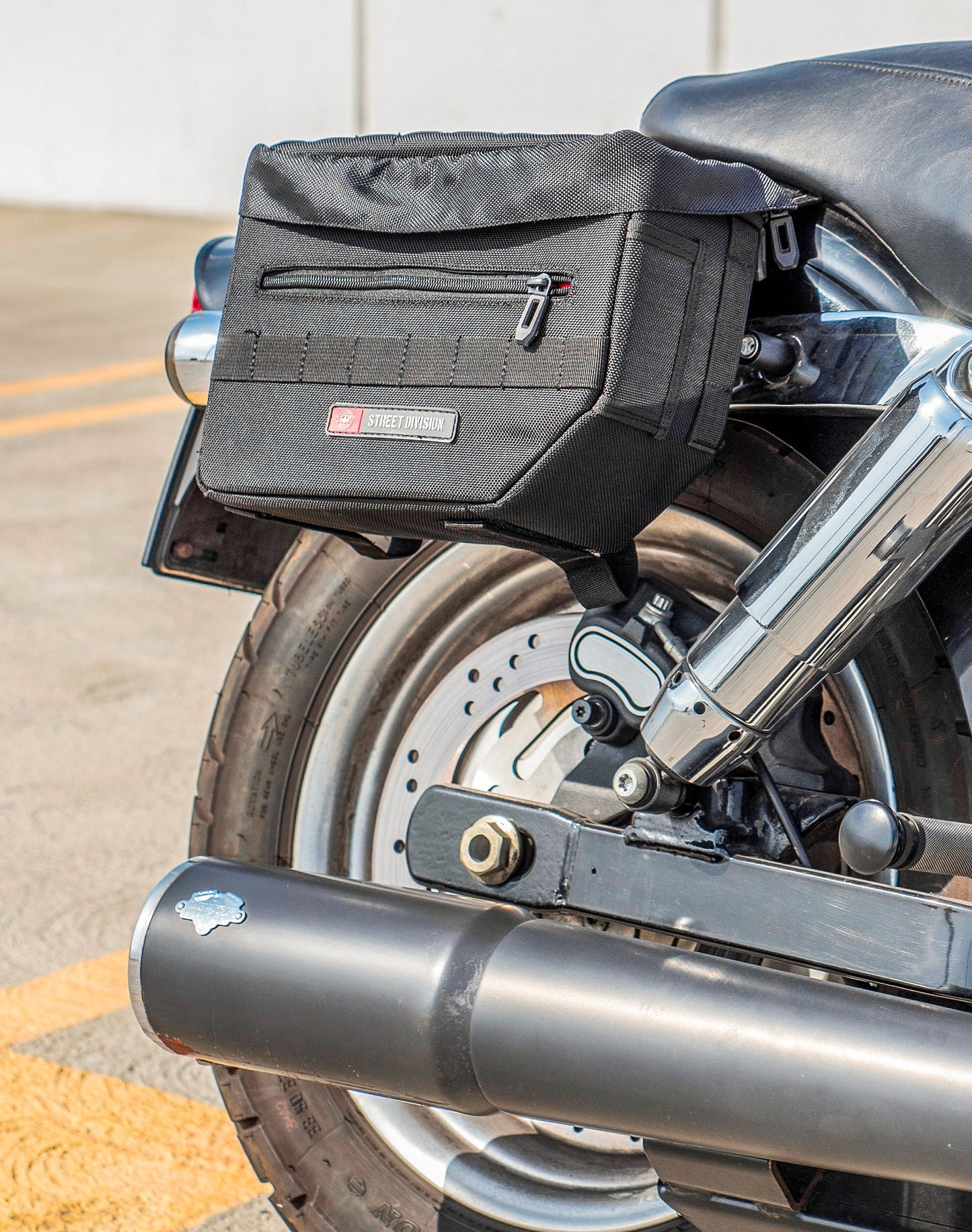 10L - Patriot Small Throw Over Alforjas para Harley Dyna Fat Bob FXDF/SE