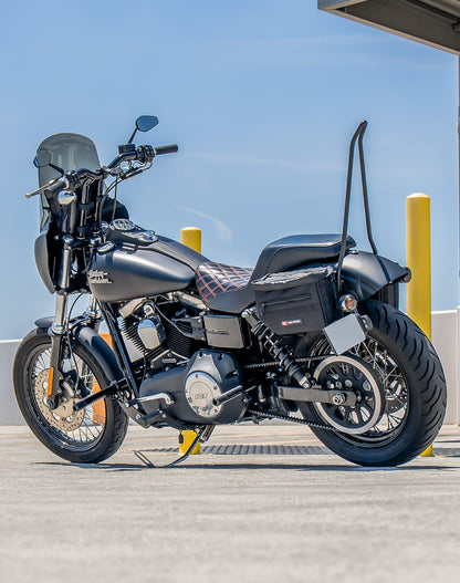 10L - Patriot Small Throw Over Alforjas para Harley Dyna Street Bob FXDB