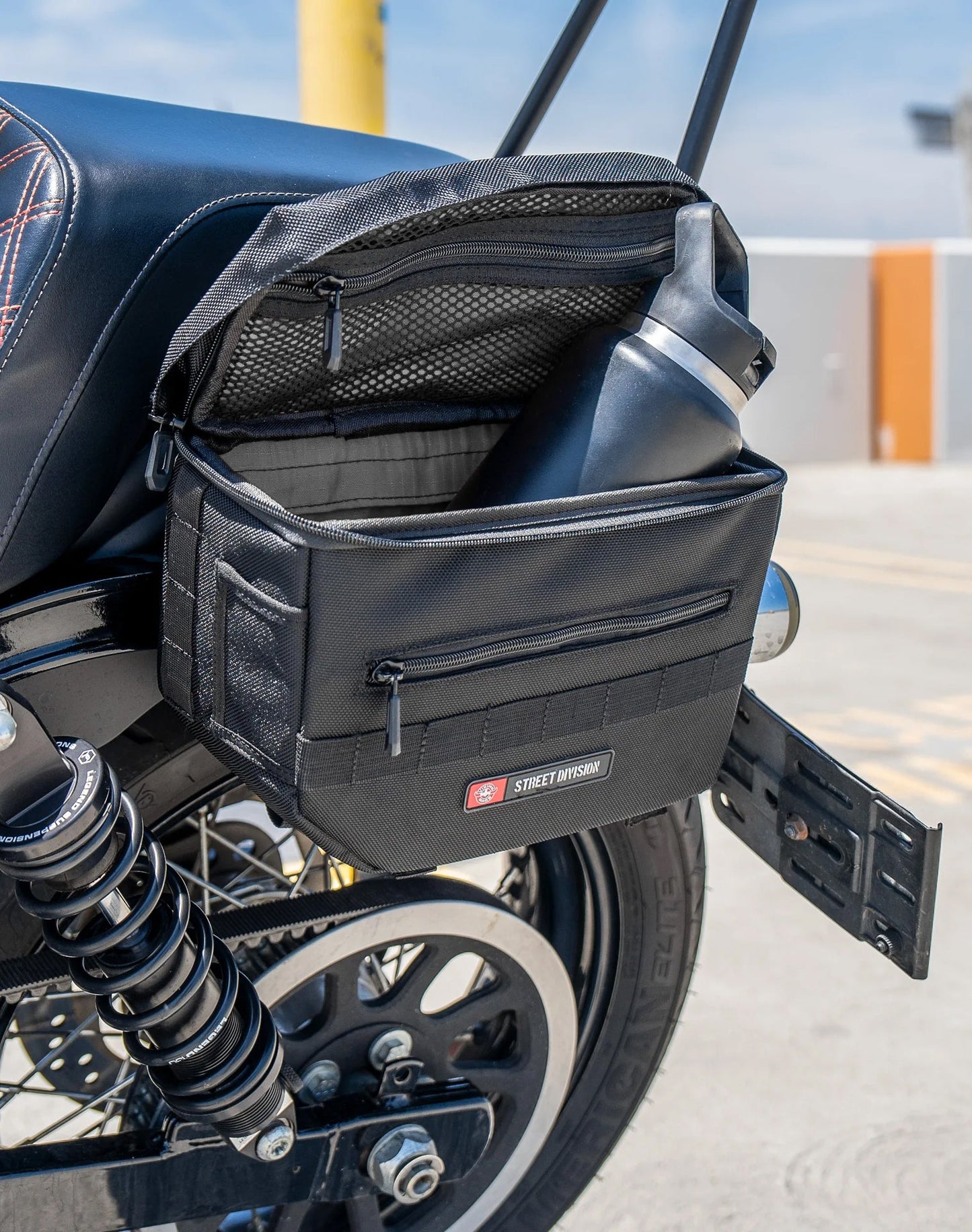 10L - Patriot Small Throw Over Alforjas para Harley Dyna Street Bob FXDB